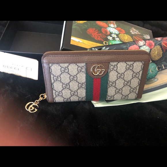 Wallet - Picture 4 of 4